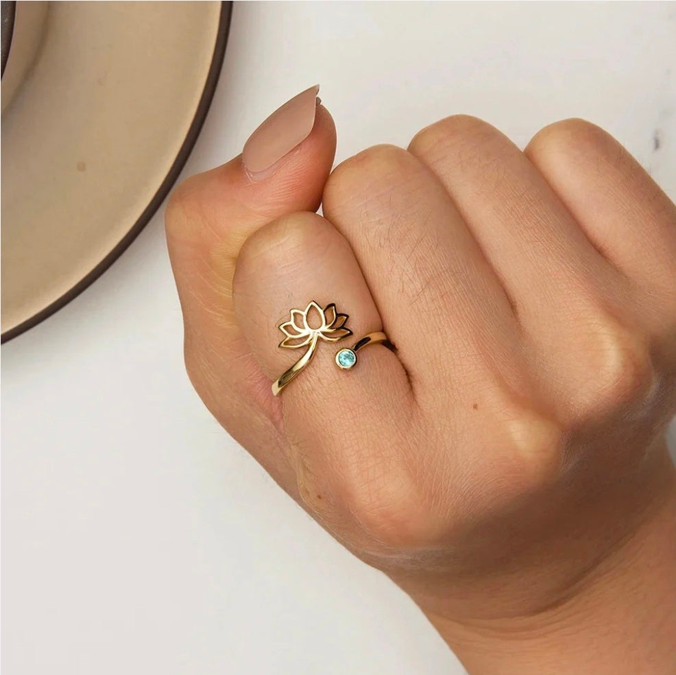 Lotas Flower Pure Silver Ring