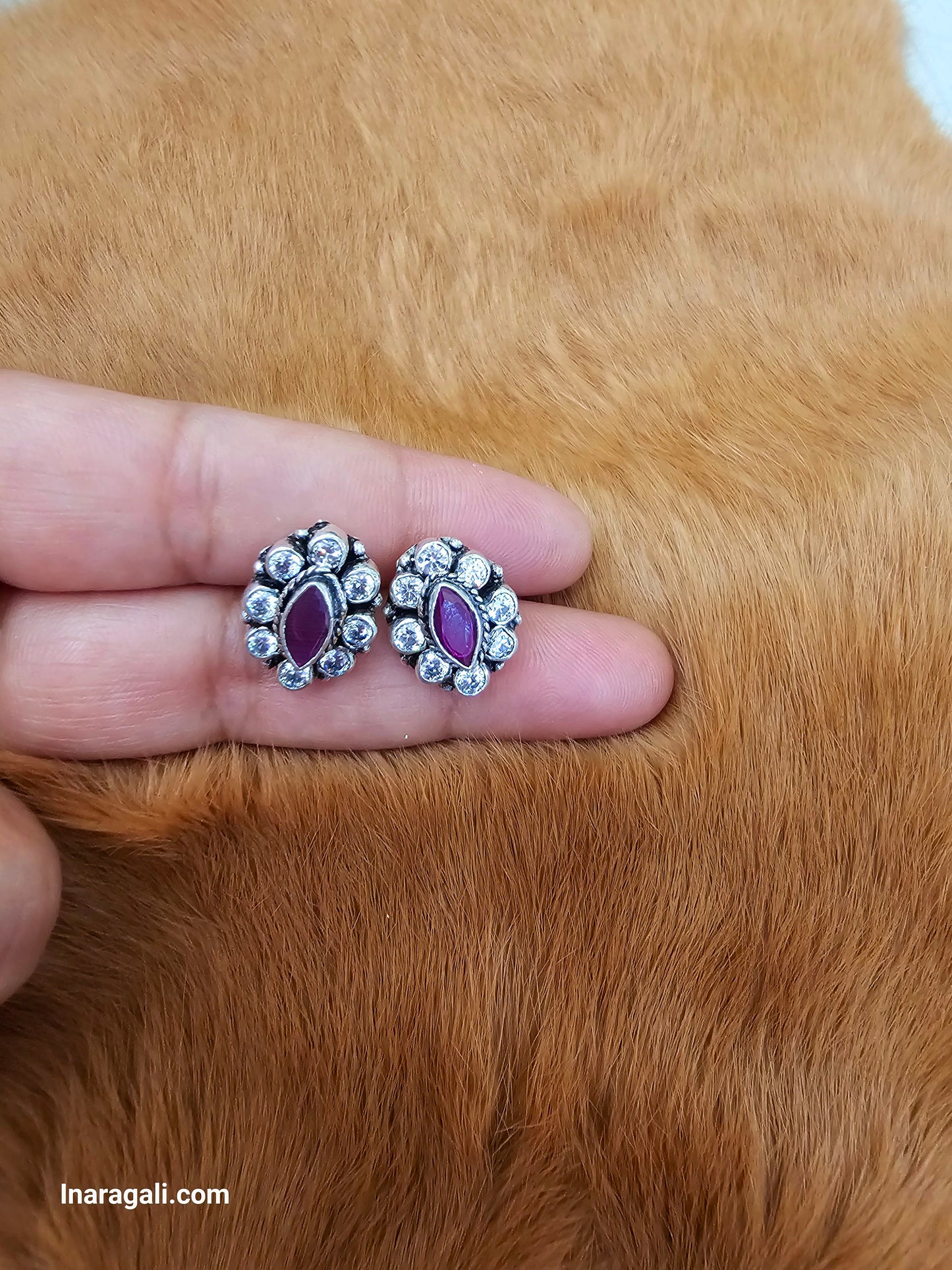 Sparkling Red And White Stonework Silver Stud Earring