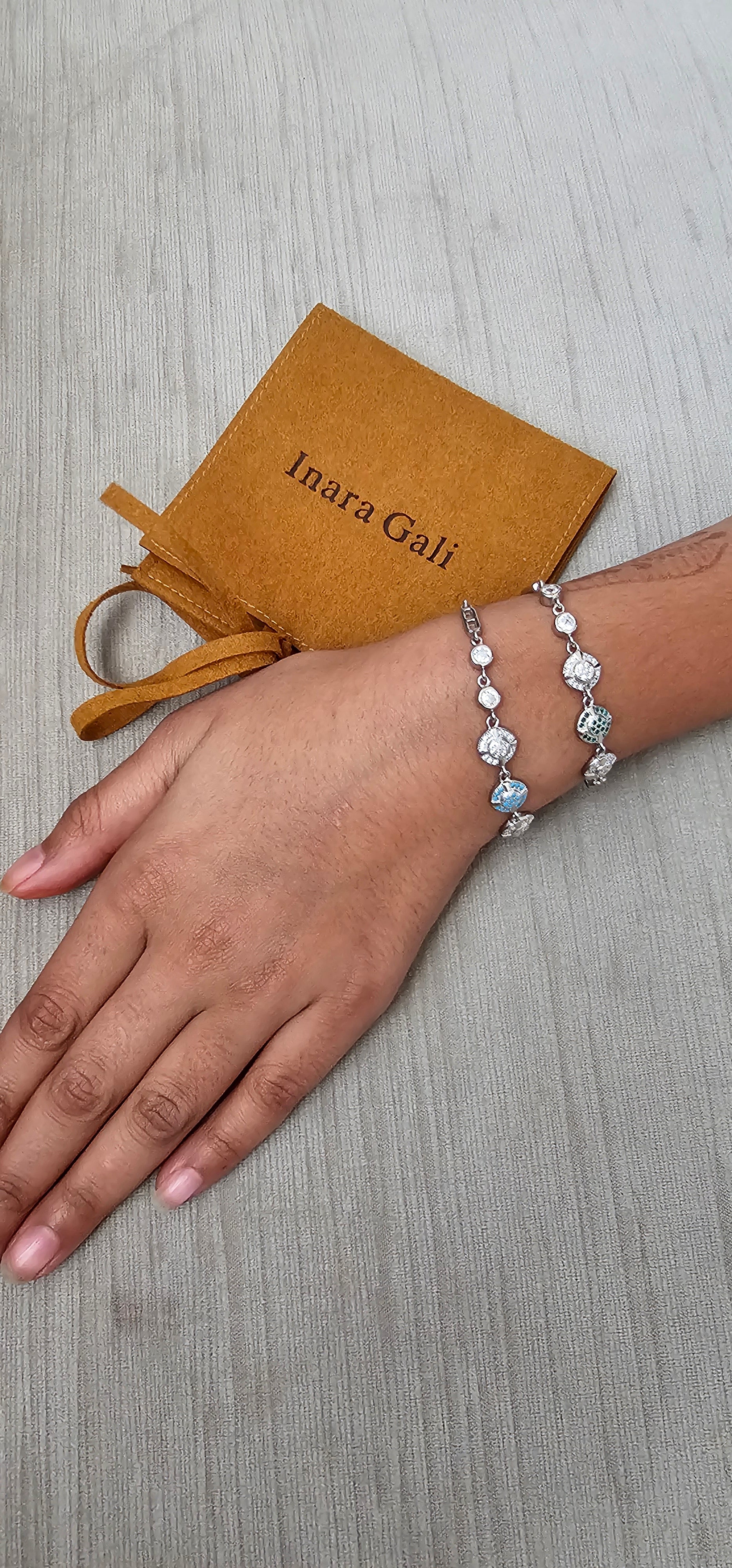 Adjustable Circular Chain Silver Bracelet With Zircon - Inara Gali