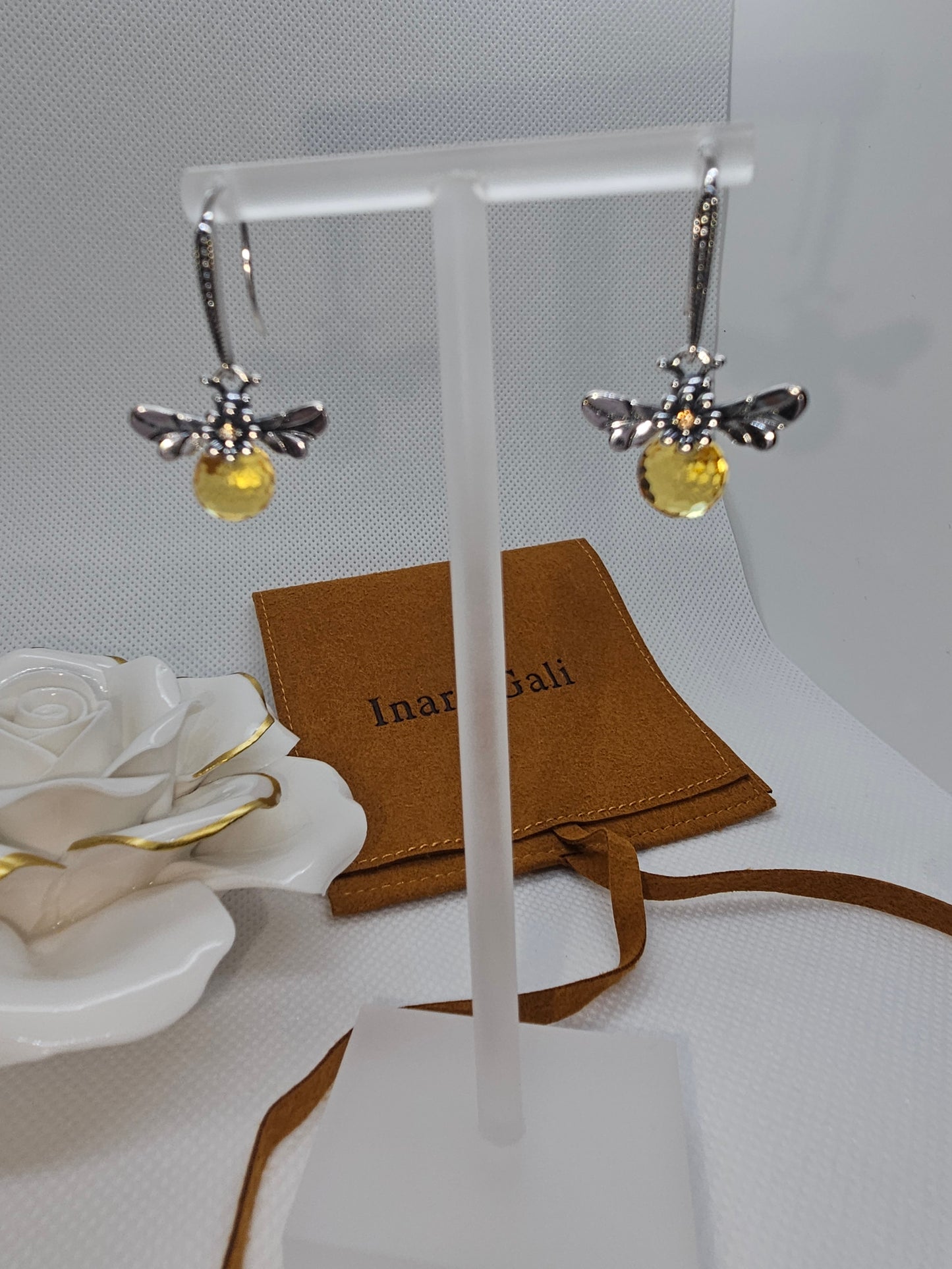 Busy Bee Earring - Inara Gali