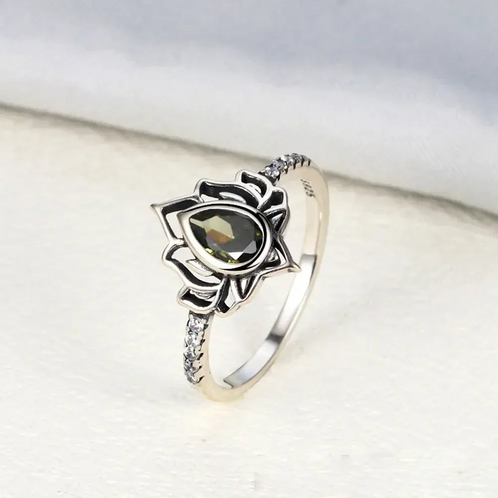 Lotus Ring - Inara Gali