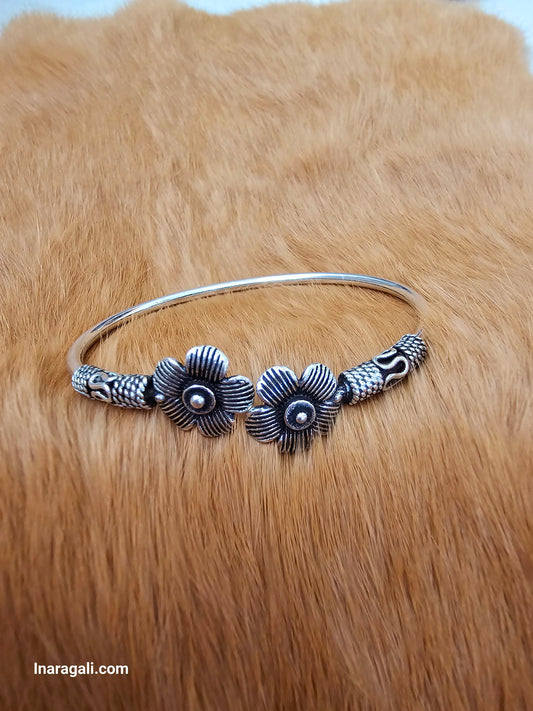 Oxidized Silver Flower Bangle-Inaragali